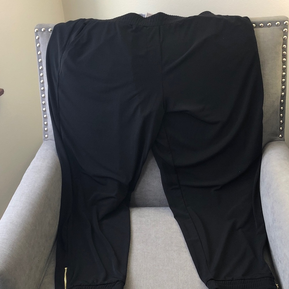Susan Graver Black 
Liquid  Knit jogger style ankle Pants - Picture 3 of 4